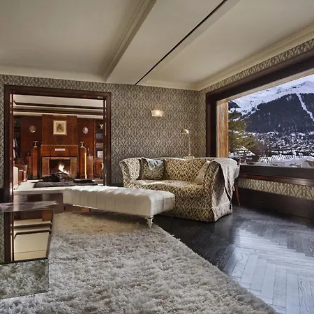 Chalet Wonderful Views To The Valley And Of Neighbouring Mountain Peaks *